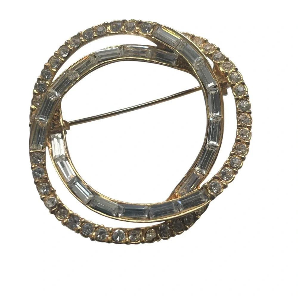 VTG Sparkling Rhinestone Crystal Triple Circle Eternity Brooch Pin Mid Century